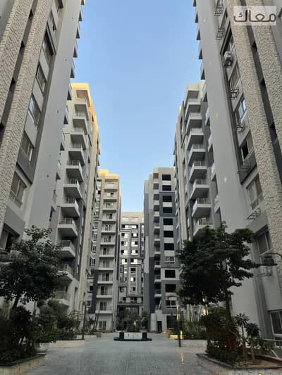 3 Bedroom Flat for Sale in Zahraa Al Maadi, Cairo - 1c5ed15c-b6a9-4590-b271-51f50a9aed73. jpg