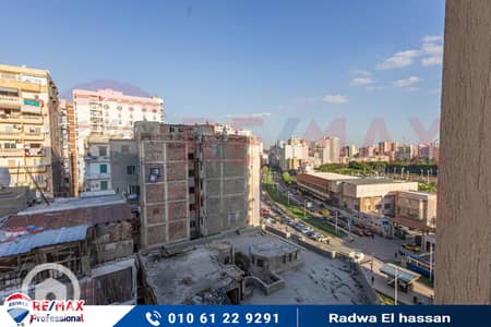 3 Bedroom Flat for Sale in Sporting, Alexandria - IMG_2649. jpg