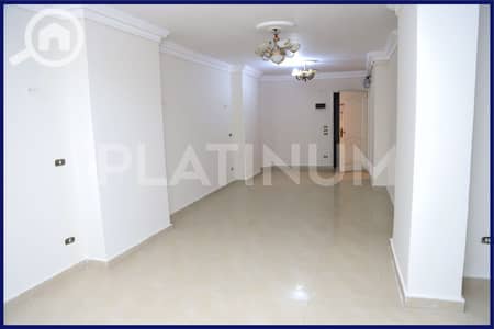 3 Bedroom Flat for Sale in Moharam Bik, Alexandria - 1. JPG