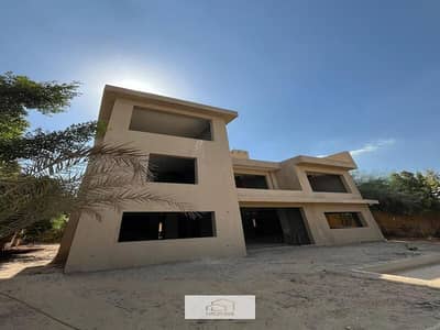 5 Bedroom Villa for Sale in Sheikh Zayed, Giza - WhatsApp Image 2025-01-12 at 1.54. 02 PM. jpeg