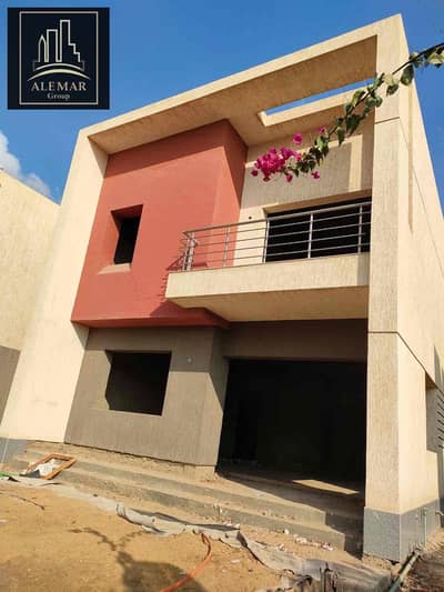 3 Bedroom Villa for Sale in Madinaty, Cairo - 85fd482e-cb67-41c0-822f-283011fa8a84. jpg