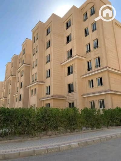 2 Bedroom Flat for Sale in Hadayek October, Giza - 3b909af2-a5f2-4003-b8ae-cddaa8cc9043. jpg