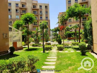 2 Bedroom Flat for Sale in Hadayek October, Giza - b5547f22-5314-4160-bad9-4a7864d53577. jpg