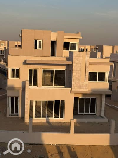 5 Bedroom Villa for Sale in 6th of October, Giza - 473972597_1671330360458611_6256794003051630550_n. jpg