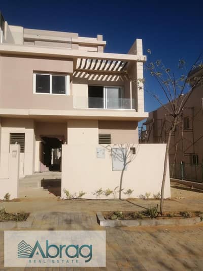 4 Bedroom Villa for Sale in 6th of October, Giza - IMG-20250115-WA0135. jpg