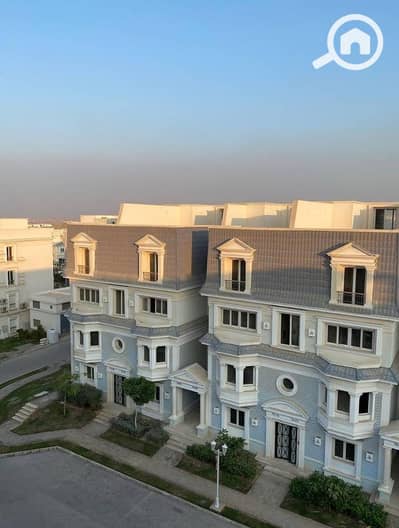 4 Bedroom Duplex for Sale in 6th of October, Giza - a2ee031f-4411-4e5e-8bb2-1d5323e38f3f. jpg