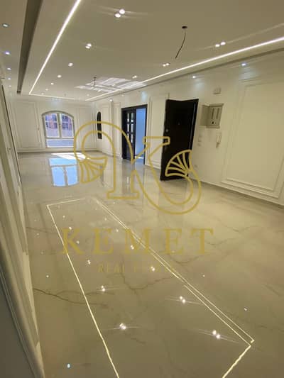 4 Bedroom Flat for Sale in New Cairo, Cairo - 32d5bd93-b983-4f82-aa86-b9f91f4b241d. jpeg