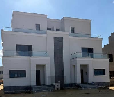 4 Bedroom Villa for Sale in Sheikh Zayed, Giza - WhatsApp Image 2025-01-28 at 11.24. 03 AM. jpeg