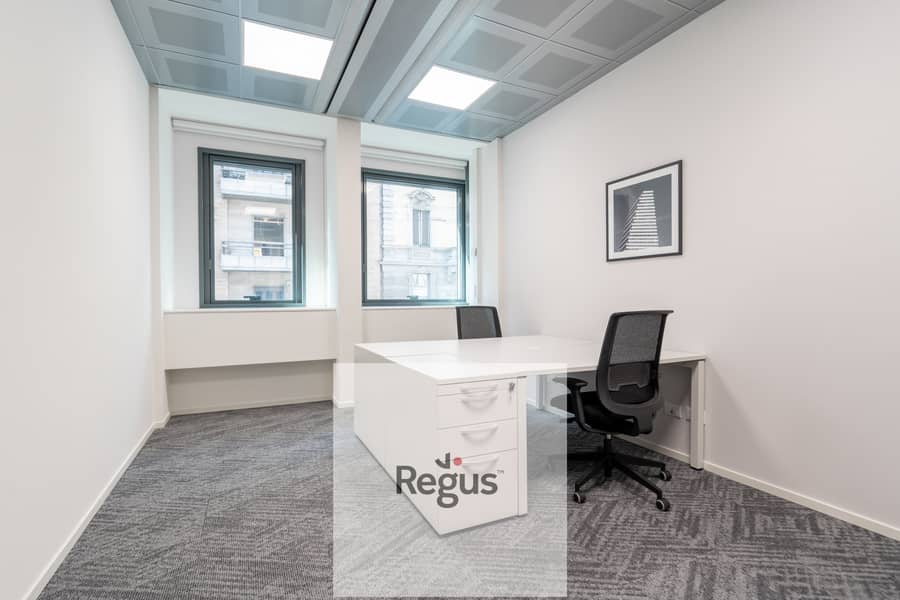 8 Regus Milan Via Broletto 5546 Milan Italy Small Office 2. jpg