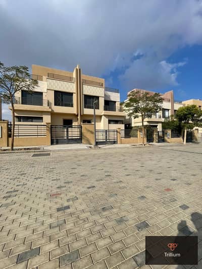 4 Bedroom Twin House for Sale in Sheikh Zayed, Giza - 64717e3f-83bc-4506-9b56-52304fe40008. jpeg