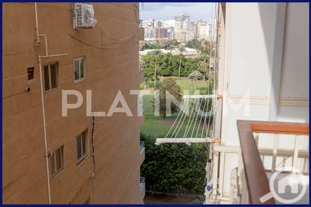 2 Bedroom Flat for Sale in Sporting, Alexandria - 1. JPG