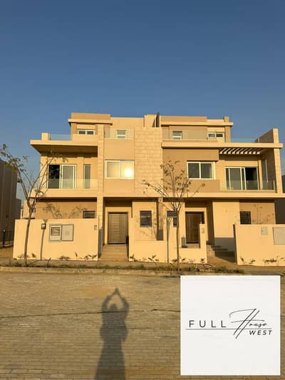 3 Bedroom Twin House for Sale in 6th of October, Giza - IMG-20250119-WA0075. jpg