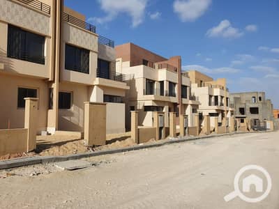 4 Bedroom Twin House for Sale in Sheikh Zayed, Giza - IMG-20250211-WA0188. jpg