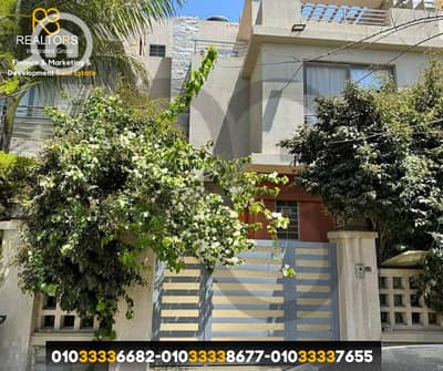 4 Bedroom Townhouse for Sale in Sheikh Zayed, Giza - فيلا تاون هاوس كواترو للبيع 259م في كمبوند زايد ديونز تسهيلات 7 سنوات