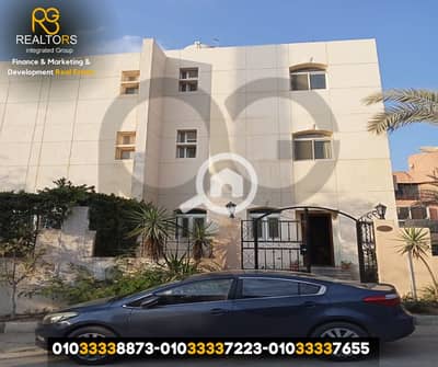 3 Bedroom Villa for Sale in Sheikh Zayed, Giza - فيلا مستقله للبيع 355م كمبوند يوتوبيا ( Utopia) سوبر لوكس تسهيلات 7 س