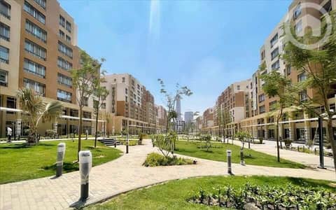 دوبلكس 4 غرف نوم للبيع في العاصمة الإدارية الجديدة، القاهرة - استلام فوري وقسط لـ 10 سنين دوبلكس شقة للبيع متشطب في المقصد عاصمة