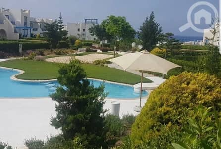 3 Bedroom Chalet for Rent in North Coast, Matruh - شاليه ارضى بجاردين ماونتن فيو راس الحكمه على حمام السباحه Mountain View North Coast