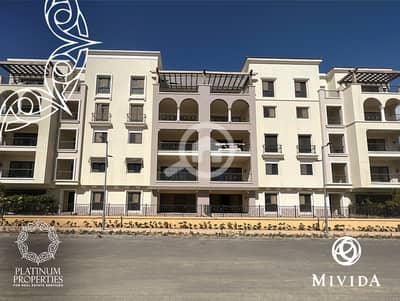 فلیٹ 3 غرف نوم للايجار في القاهرة الجديدة، القاهرة - Crescent Mivida Apartment for Rent Emaar كريسينت ميفيدا شقة